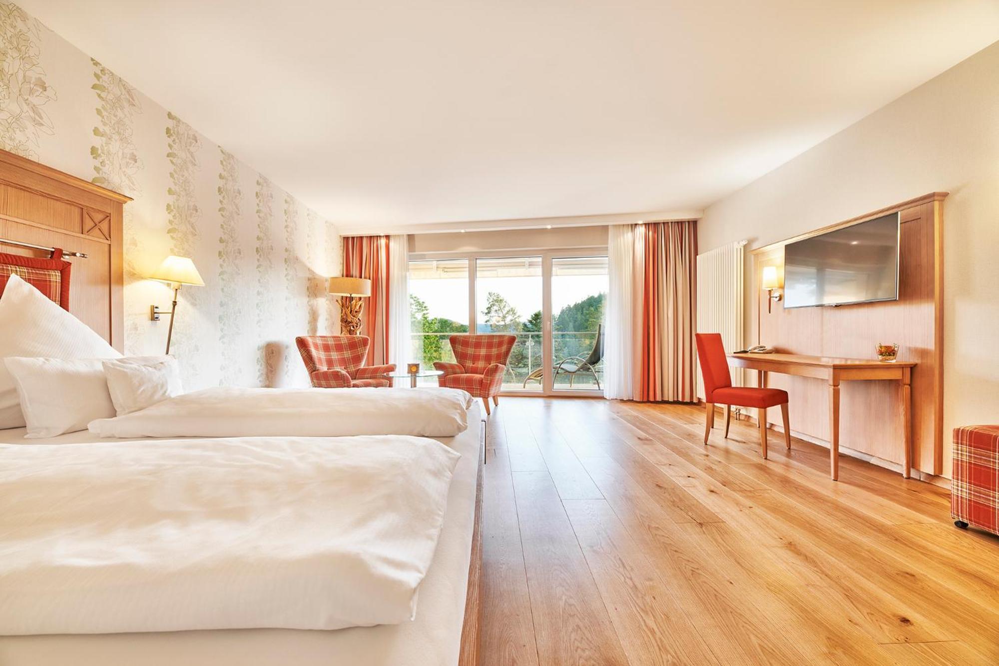 Hotel Kronelamm Im Schwarzwald Bad Teinach-Zavelstein Esterno foto