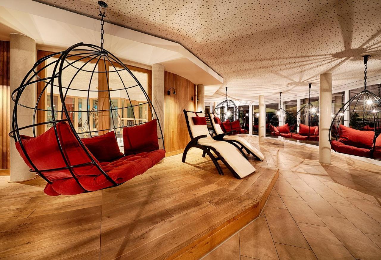 Hotel Kronelamm Im Schwarzwald Bad Teinach-Zavelstein Esterno foto